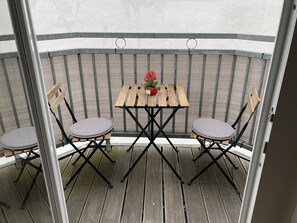 Outdoor dining - Gemütliche 2 Zimmer-wohnung in der Nähe des Europa-parks (Meißenheim)