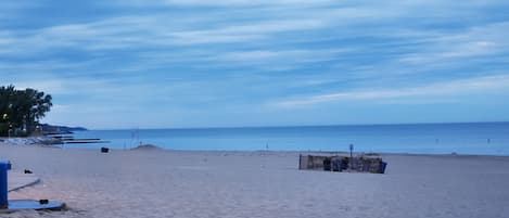 Na praia