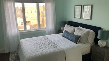 4 Schlafzimmer, Bügeleisen/Bügelbrett, kostenloses WLAN, Bettwäsche