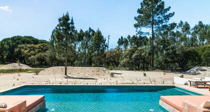 Country house with 5 bedrooms surrounded by nature