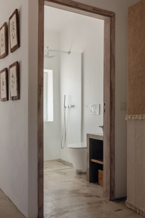 Combinazione doccia/vasca, asciugacapelli, bidet, asciugamani