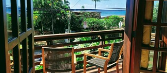 North Shore Oasis, Hot Tub, across street from beach. Inquire for dates/prices. 