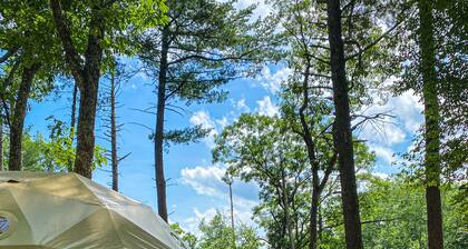 Cozy, Seasonal Geo-Dome with Heat/AC on Private Hiking paradise in Gunks.