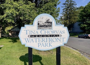 Property grounds - Brand New House w gated backyard that is located right at the Saugerties Village (Saugerties)