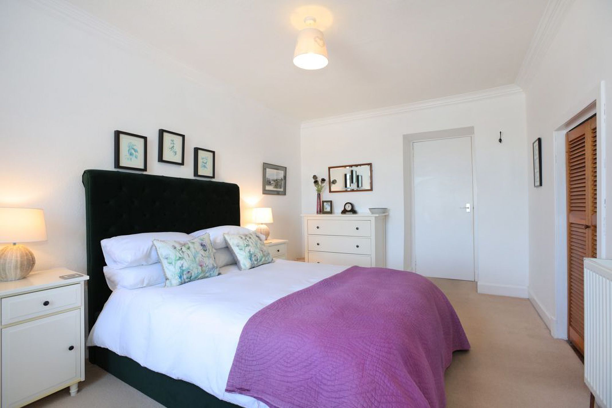 4 bedrooms, WiFi, bed sheets