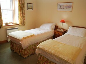 2 bedrooms, WiFi, bed sheets