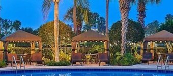 2 Bedroom Villa just minutes away from Disney's Magic Kingdom