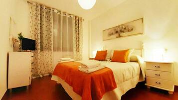 3 chambres, fer et planche Ă repasser, lit parapluie, Wi-Fi gratuit