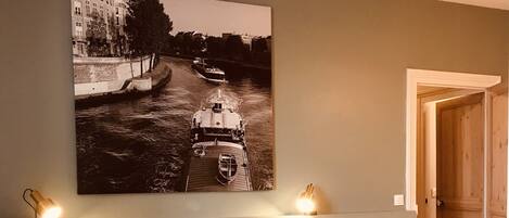 3 bedrooms, iron/ironing board, travel cot, WiFi