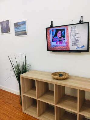 2 عدّة غرف نوم وواي فاي مجانًا وملاءات أسرّة