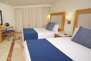 1 bedroom, iron/ironing board, bed sheets, wheelchair access