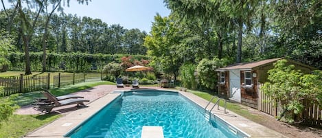 Outdoor pool, a heated pool