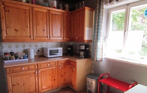Fridge, microwave, dishwasher, coffee/tea maker