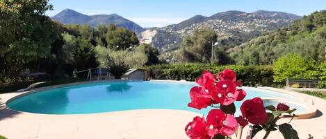 Alberca al aire libre