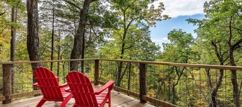 Cozy, Seasonal Geo-Dome with Heat/AC on Private Wilderness Reserve in Gunks.