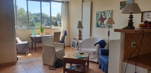 Cosy duplex avec vue mer