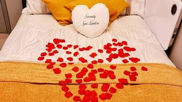 1 bedroom, iron/ironing board, travel crib, free WiFi