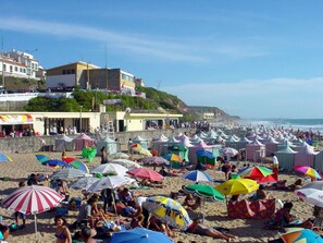 Beach nearby - 2 Bedroom Apartment a Walk from the Beach of Praia da Areia Branca. (Lourinhã)