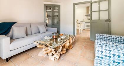 Can Monjo by Interhome