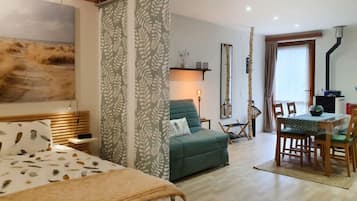 1 habitación, escritorio y internet