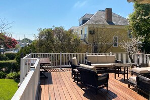 Imagen sin descripción, 5 de 50, botón