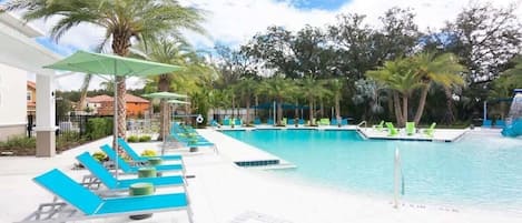 Piscine intérieure, piscine chauffée