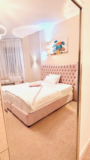 1 chambre, fer et planche à repasser, Wi-Fi, draps fournis