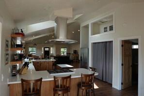 Interior - Sockeye house 420 3rd ave Large house located in downtown Accommodates up to 12  (Seward)