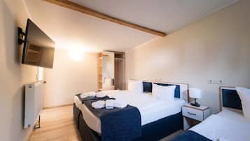 2 bedrooms, WiFi, bed sheets