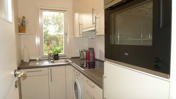 Kühlschrank, Ofen, Geschirrspüler