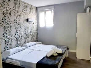 2 bedrooms, iron/ironing board, free WiFi, bed sheets