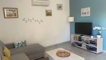 Televisie en een tafeltennistafel