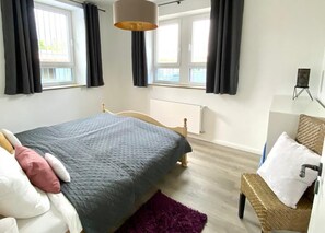 1 bedroom, travel crib, WiFi, bed sheets