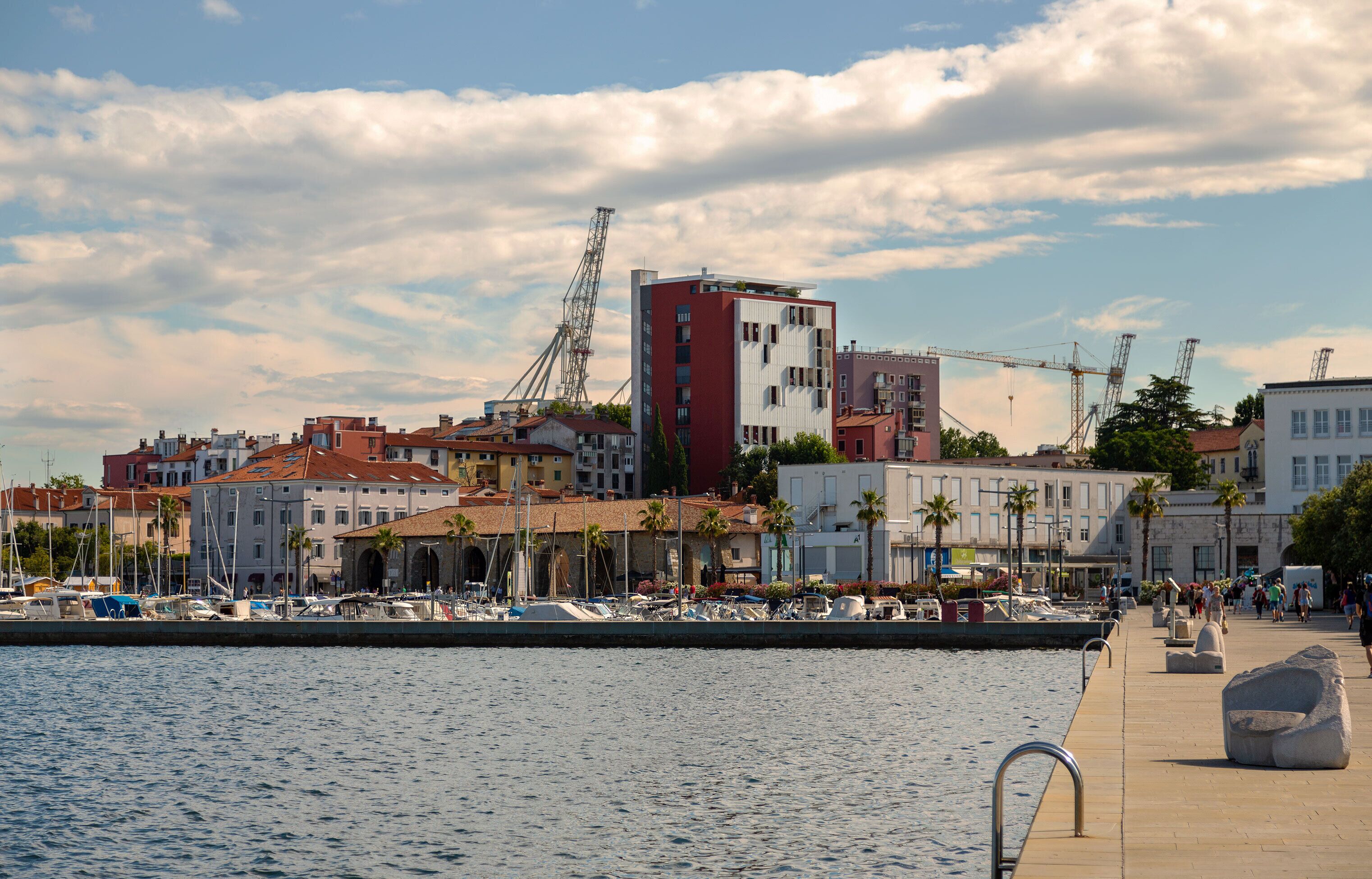 Marina/club náutico