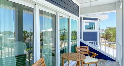 Pool House Walk to Beach & Margaritaville