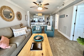 Condo, 3 Bedrooms | Living area