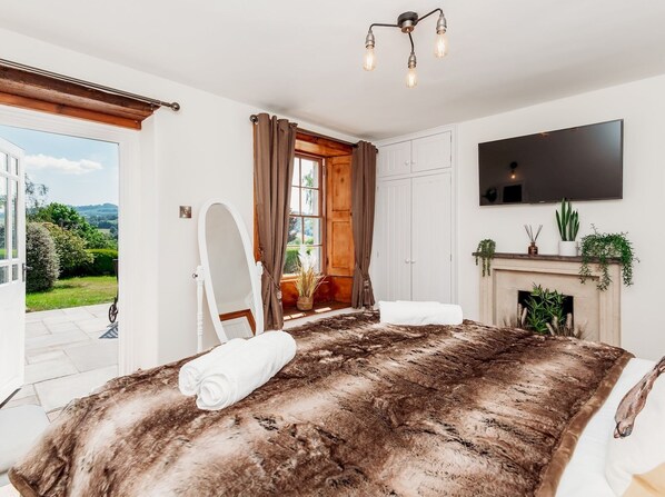 4 habitaciones, tabla de planchar con plancha y wifi gratis 