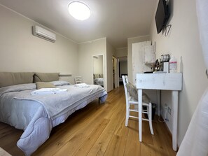 2 bedrooms, in-room safe, iron/ironing board, WiFi