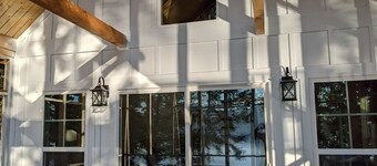 MT dreams create memories that last a lifetime ❄️ Winter Land ☀️ Summer serenity