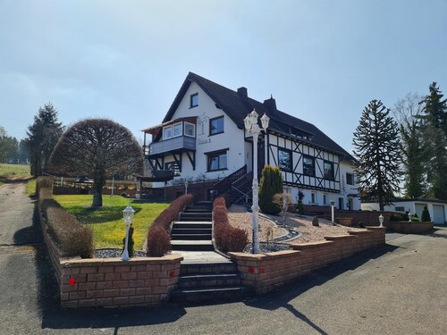 Traumhafte Ferienwohnung mit Sauna in der Eifel - wann dürfen wir SIE begrüßen?