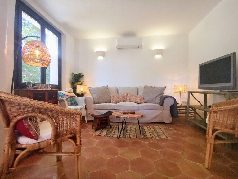 New - Le Cedre - Great Villa, Heated Pool 5 Minutes On Foot From Centre Ville - Taradeau
