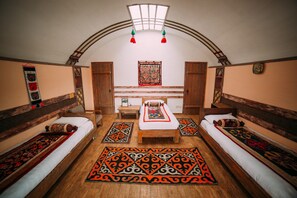 7 chambres, fer et planche à repasser, accès au Wi-Fi (inclus)