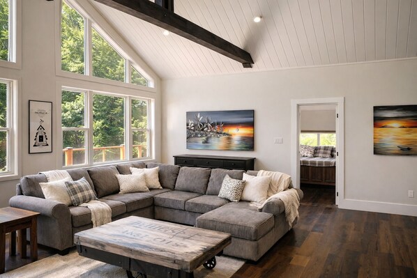 Smart TV, Netflix, toys, books