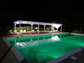 Utomhuspool