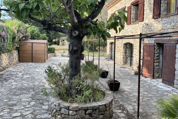 Overnattingsstedets uteområder