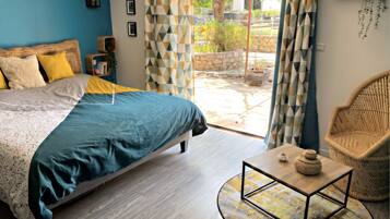 5 Schlafzimmer, Bügeleisen/Bügelbrett, Reisekinderbett, kostenloses WLAN