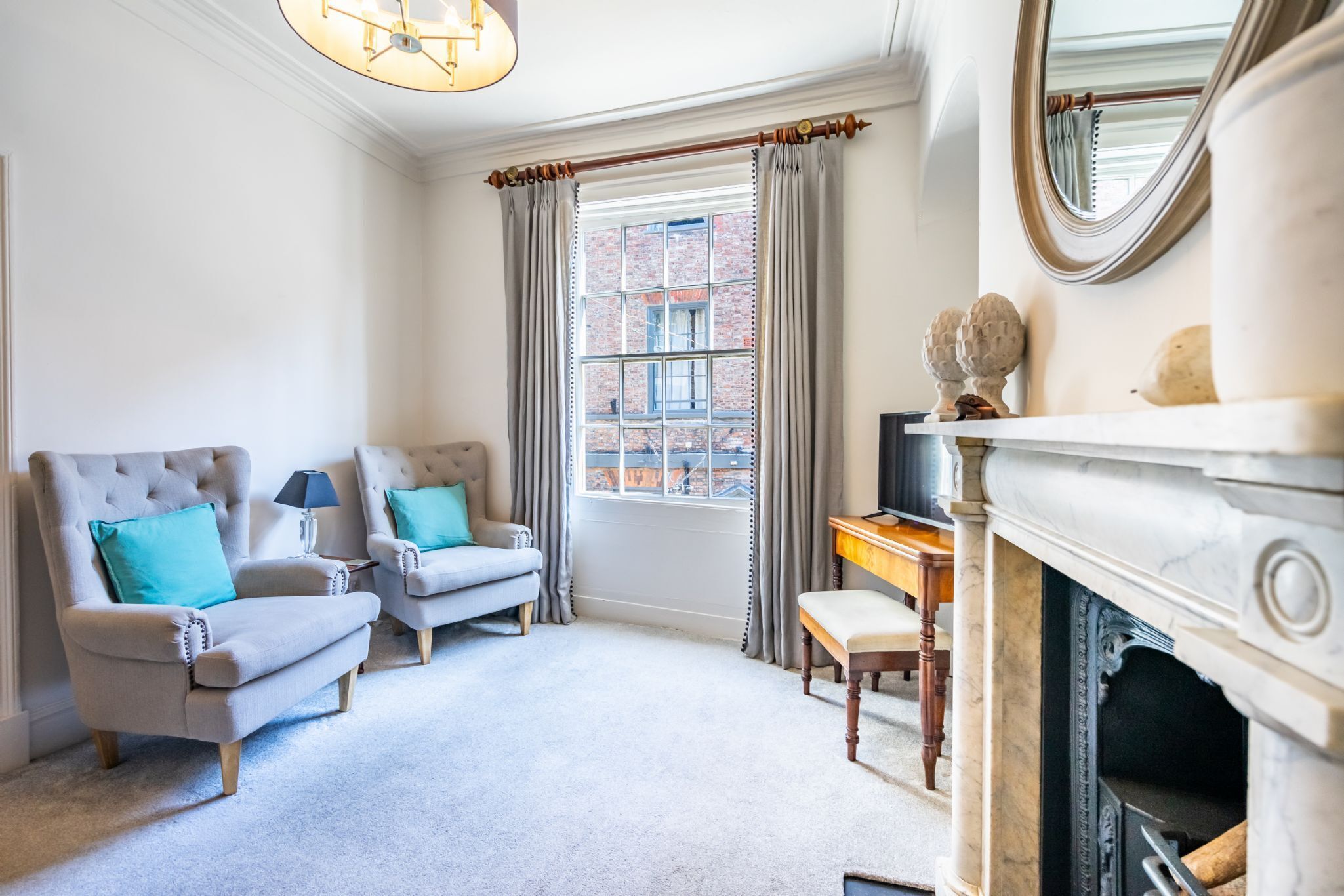 Number One High Petergate -  A Family Break That Sleeps 6 Guests With Free Parking - York