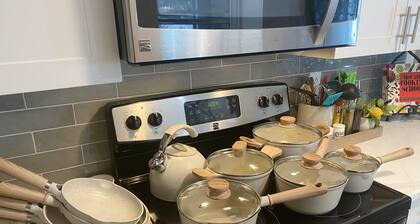 Barefoot Dreams 2 Bed 2 Bath Private Pool Home - Fenced In Yard -10 min to beach