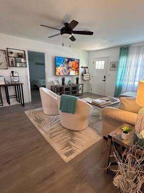 تلفزيون ذكي، مكتب