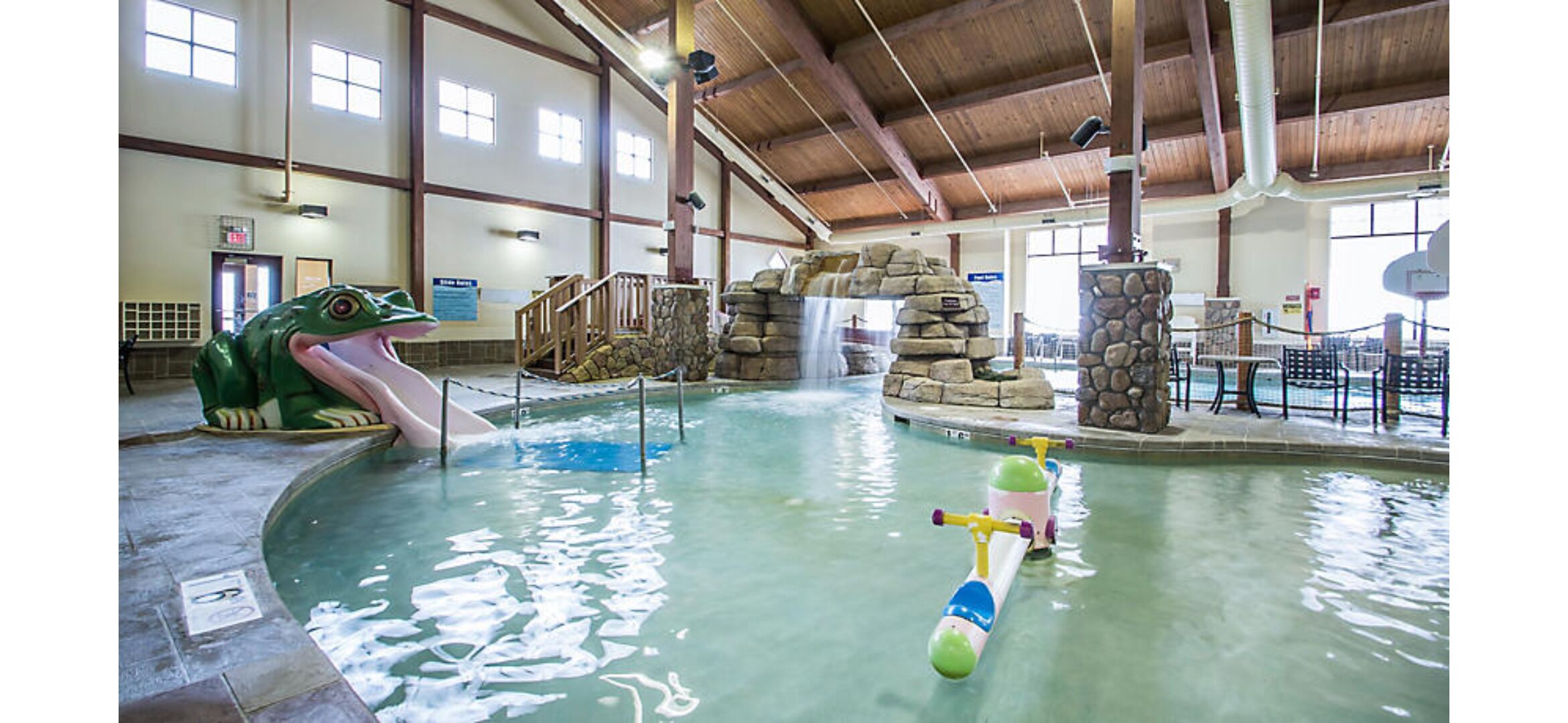 Indoor pool, outdoor pool